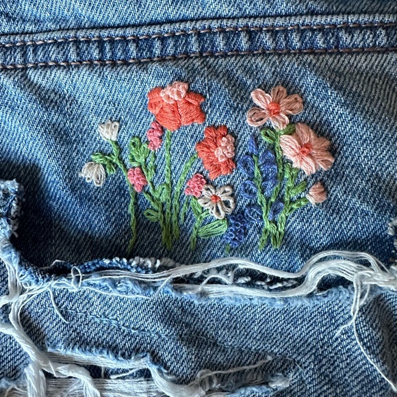 American Eagle “Mom Shorts” ** These are hand embroidered!** - Picture 3 of 3
